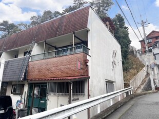 滝山町テラスハウスの物件外観写真